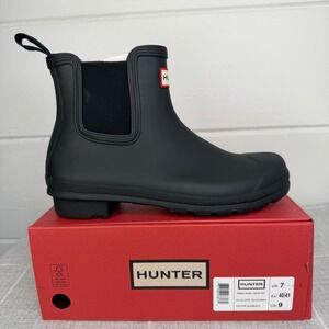 Hunter Rain Boots Chelsea Boot Black Size 9 NEW IN BOX Matte Black Rubber $155